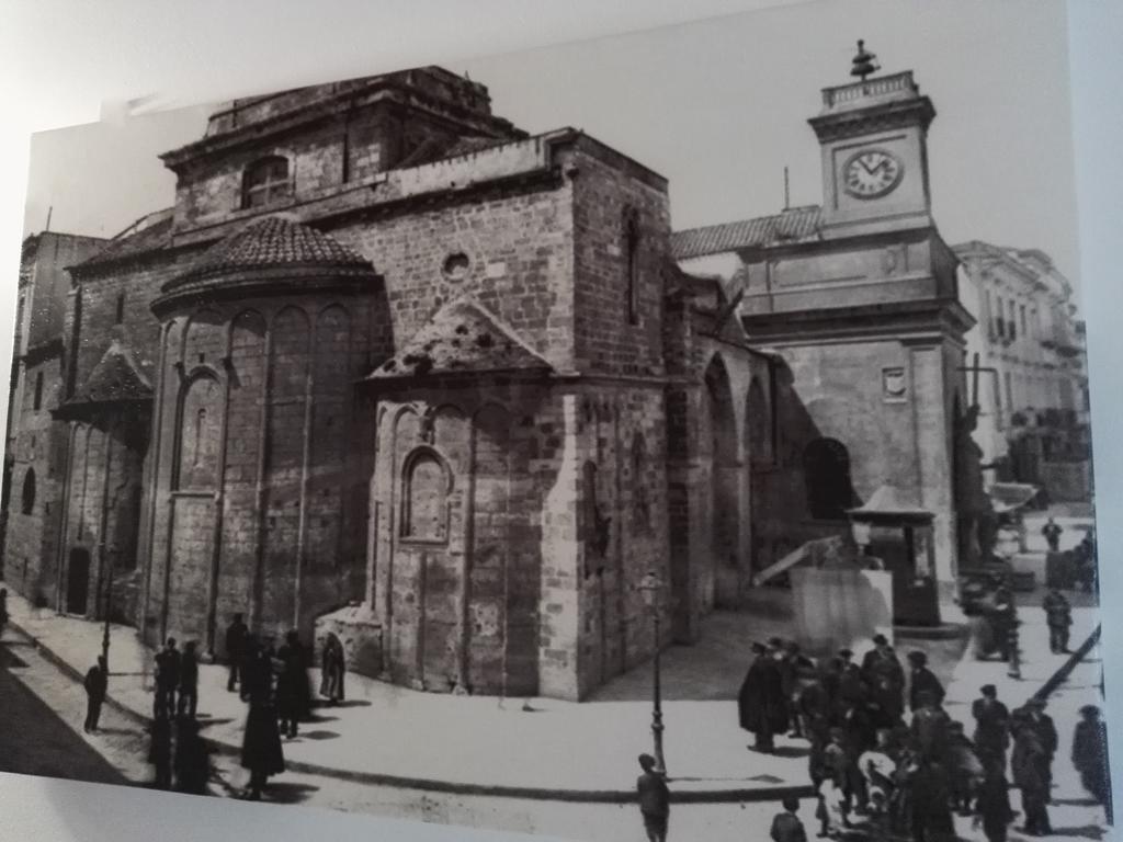 B&B Al Vecchio Borgo Barletta Exterior photo